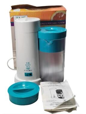The Iced Tea Pot by Mr. Coffee Model TM1P Blue W/ Pitcher  1995